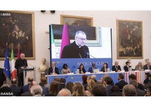 Card. Parolin lê mensagem do Papa aos participantes do Congresso "Água e Clima" - ANSA